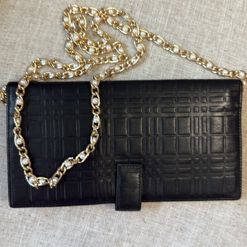 Burberry Signature Black Leather Wallet; EUC